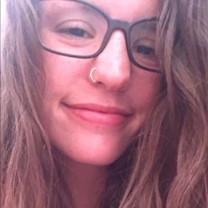 Meet your Posher, Jade